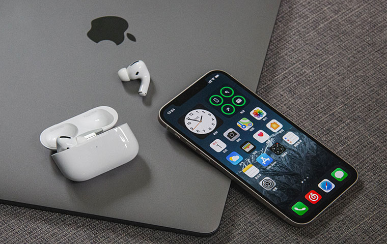 25% of iOS apps are in the game category