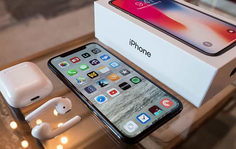 Around 50% of iPhone users use their phones for social media and communication